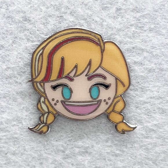 🔮 5/$25 Disney Frozen Anna Smiling‎ Emoji Pin - Picture 1 of 2